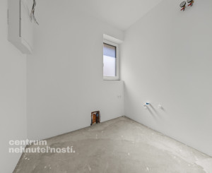 4-izbový dom - skolaudované, Kráľová pri Senci