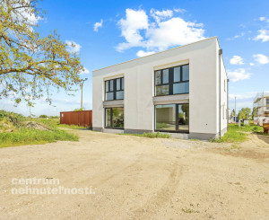 4-izbový byt s charakterom domu - skolaudované, Senec