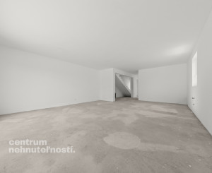 4-izbový byt s charakterom domu - skolaudované, Senec