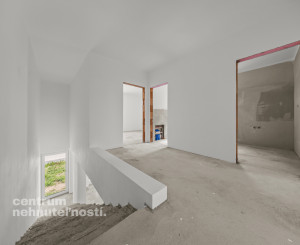 4-izbový byt s charakterom domu - skolaudované, Senec