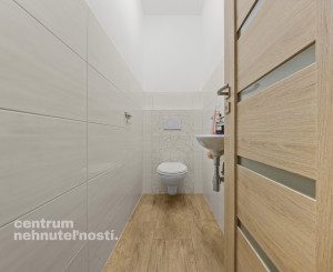 Priestranný 4 izbový dom s garážou, Senec - Hurbanova Ves