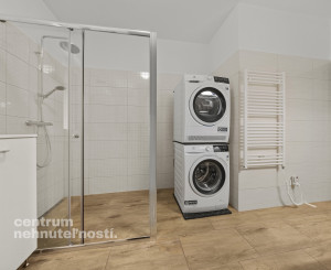 Priestranný 4 izbový dom s garážou, Senec - Hurbanova Ves