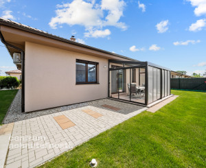 Priestranný 4 izbový dom s garážou, Senec - Hurbanova Ves