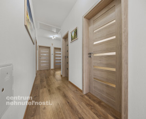 Priestranný 4 izbový dom s garážou, Senec - Hurbanova Ves