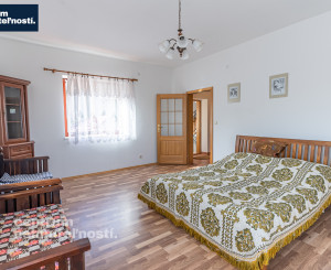 Pálffyho poľovnícke panstvo s vlastným lesom a jazerom