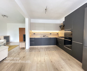 Predaj dvojgeneračný rodinný dom, BA II - Trnávka