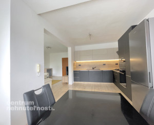 Predaj dvojgeneračný rodinný dom, BA II - Trnávka