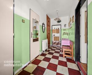 Predaj pozemok s domom a stavbami, BA II - Klatovská ul.