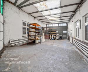 Predaj pozemok s domom a stavbami, BA II - Klatovská ul.