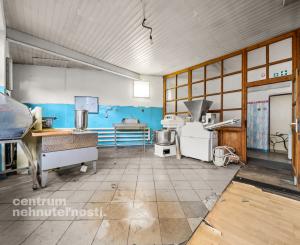 Predaj pozemok s domom a stavbami, BA II - Klatovská ul.