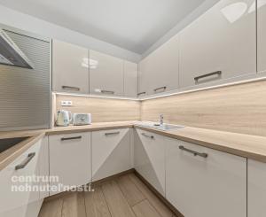 3 izbový byt s parkovaním a pivnicou, novostavba