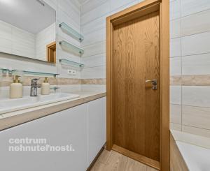 3 izbový byt s parkovaním a pivnicou, novostavba