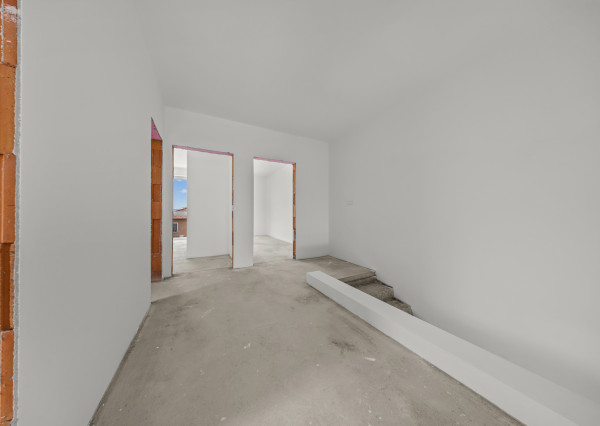 4-izbový byt s charakterom domu - skolaudované, Senec