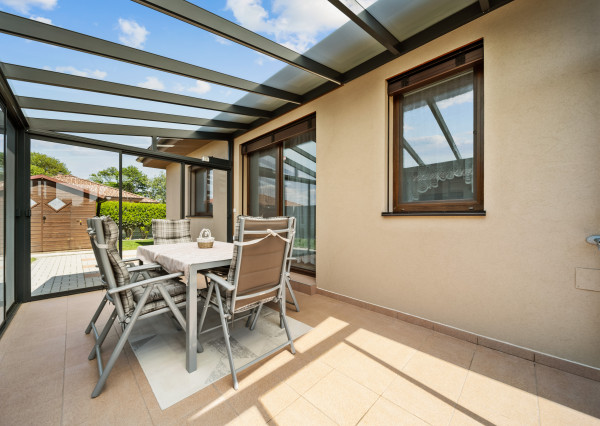 Priestranný 4 izbový dom s garážou, Senec - Hurbanova Ves