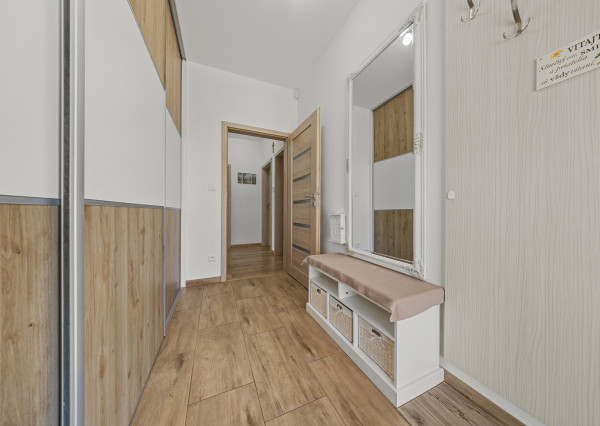 Priestranný 4 izbový dom s garážou, Senec - Hurbanova Ves