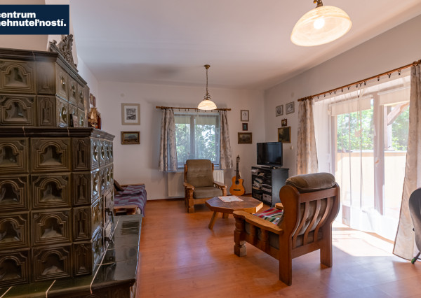 Pálffyho poľovnícke panstvo s vlastným lesom a jazerom