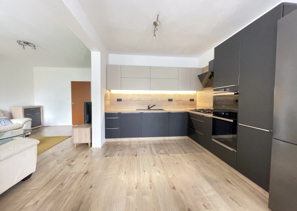 Predaj dvojgeneračný rodinný dom, BA II - Trnávka