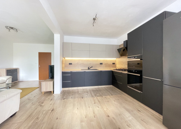 Predaj dvojgeneračný rodinný dom, BA II - Trnávka