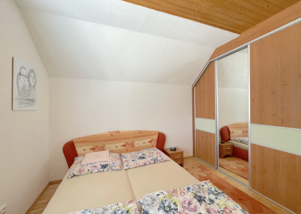 Predaj dvojgeneračný rodinný dom, BA II - Trnávka