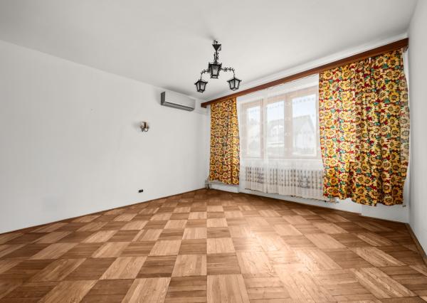 Predaj pozemok s domom a stavbami, BA II - Klatovská ul.