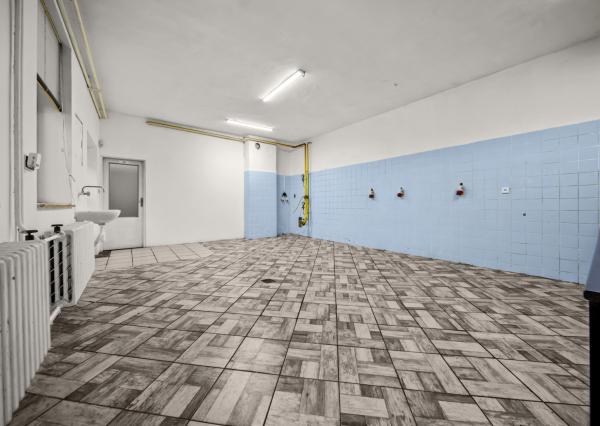 Predaj pozemok s domom a stavbami, BA II - Klatovská ul.