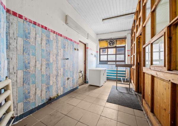 Predaj pozemok s domom a stavbami, BA II - Klatovská ul.